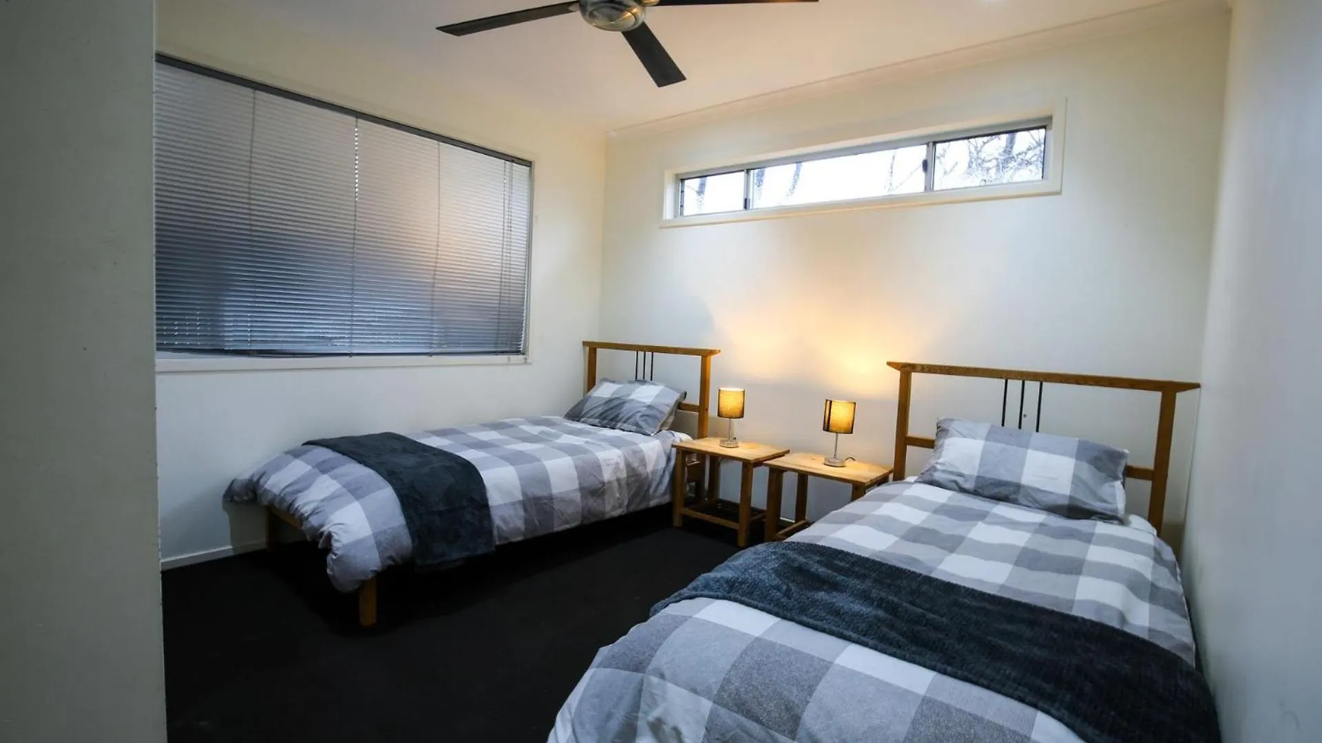 4 Coolberry Court - Rainbow Beach. Swimming Pool 0*,
